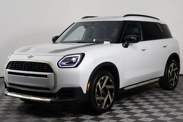2027 MINI Countryman Iconic