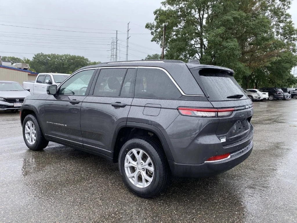 Certified Used 2023 Gray Jeep Limited image 6