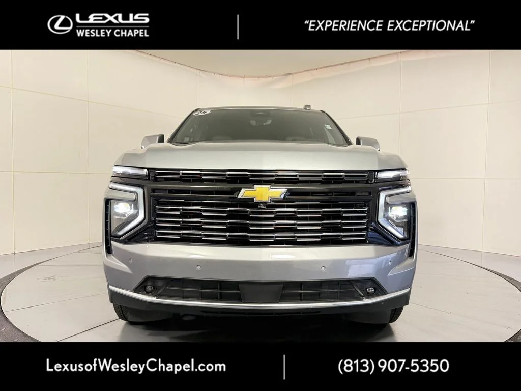 Used 2025 Gray Chevrolet High Country image 4