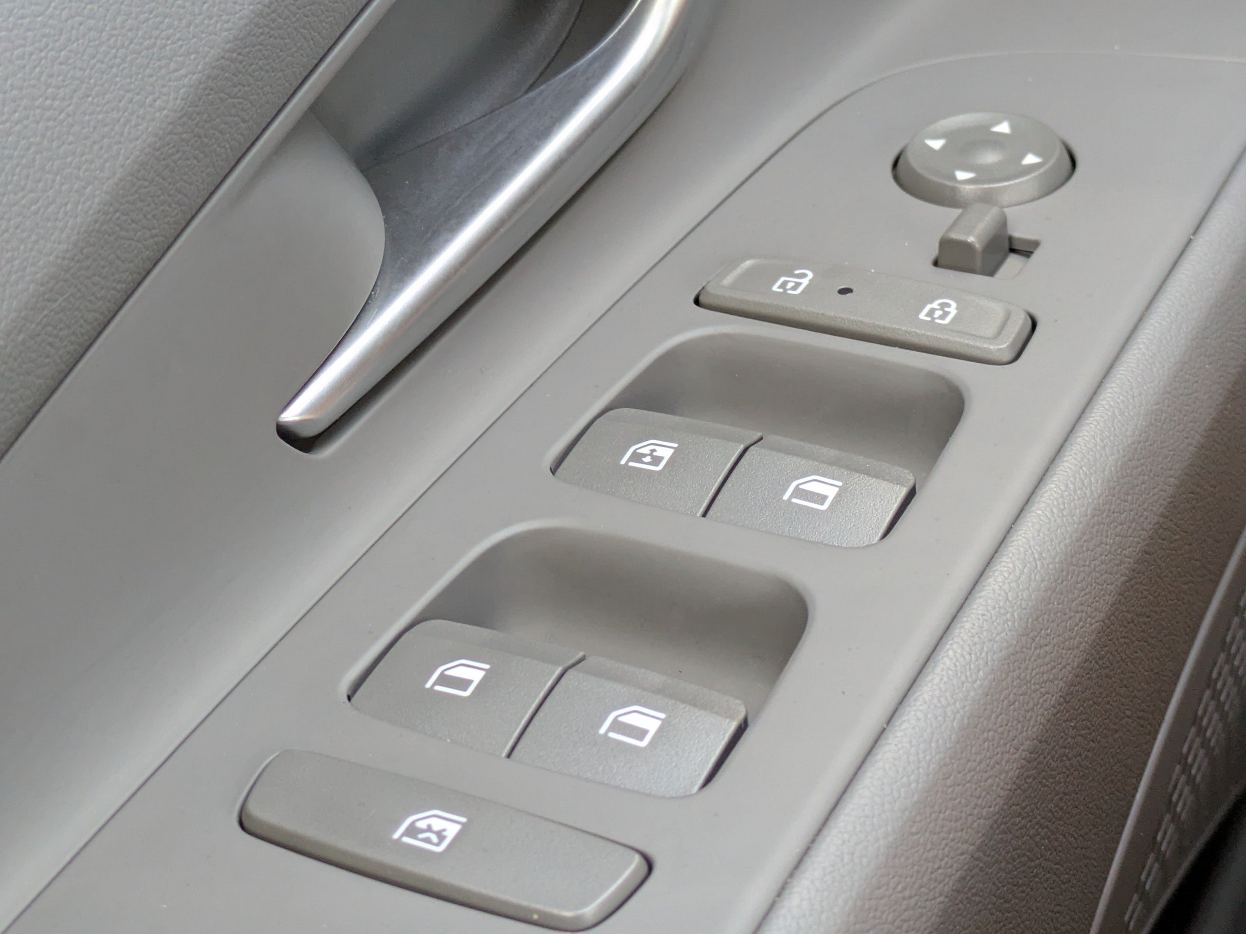 2024 Hyundai Elantra Blue - Photo 21