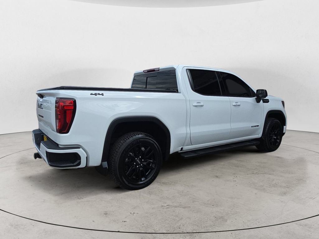Used 2024 Summit White GMC Elevation image 8