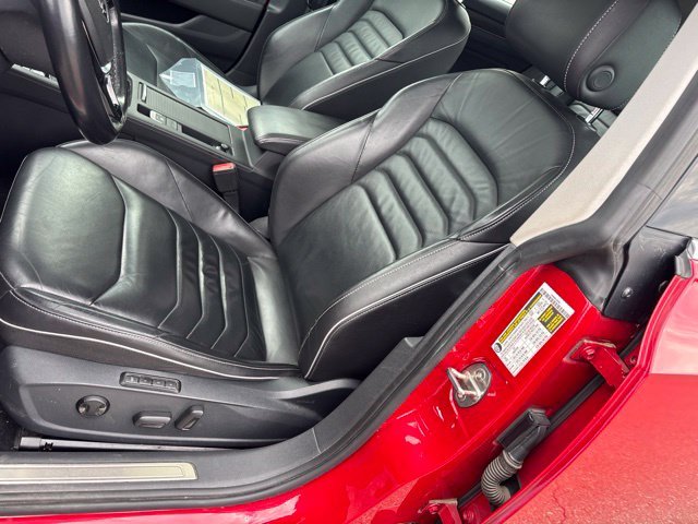 Used 2019 Red Volkswagen 2.0T SEL image 15
