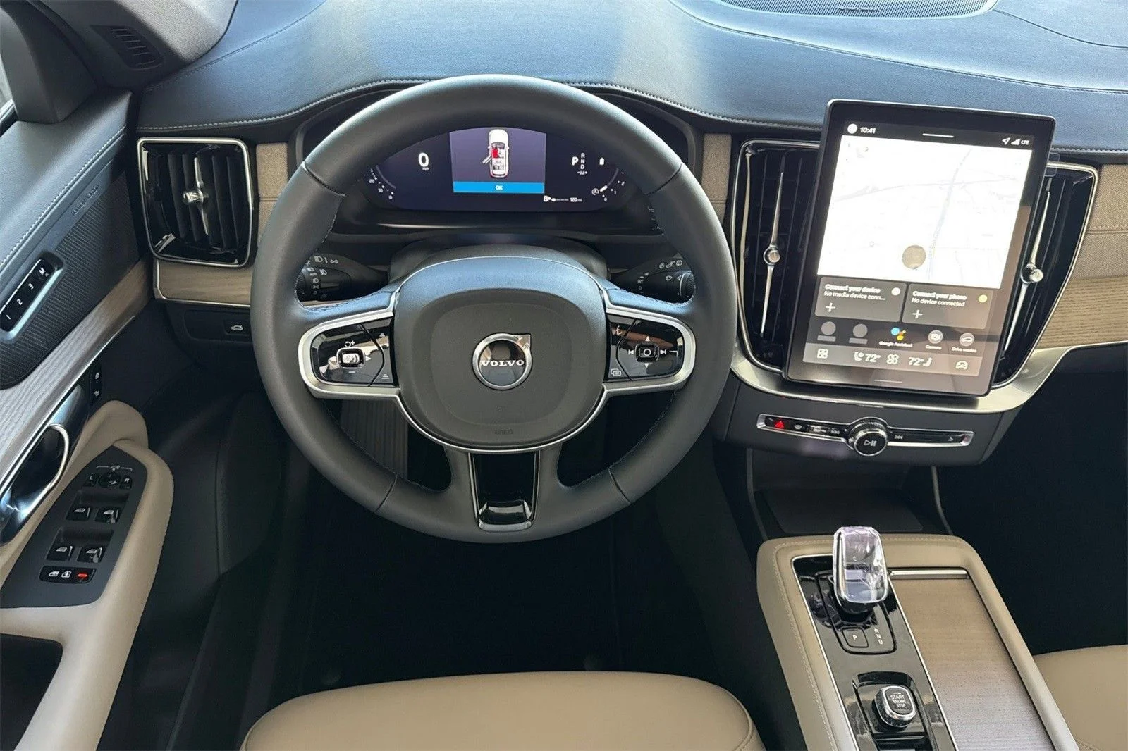 2026 Volvo XC90 Plus - Photo 15