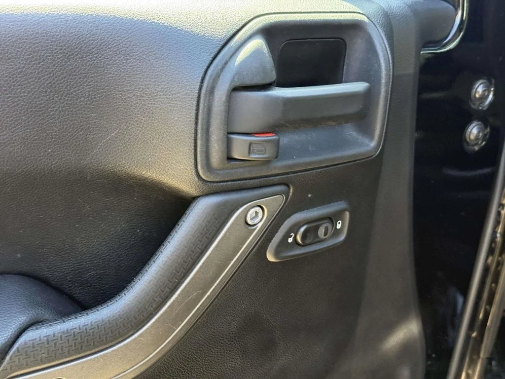 Used 2014 Black Jeep Sport image 30