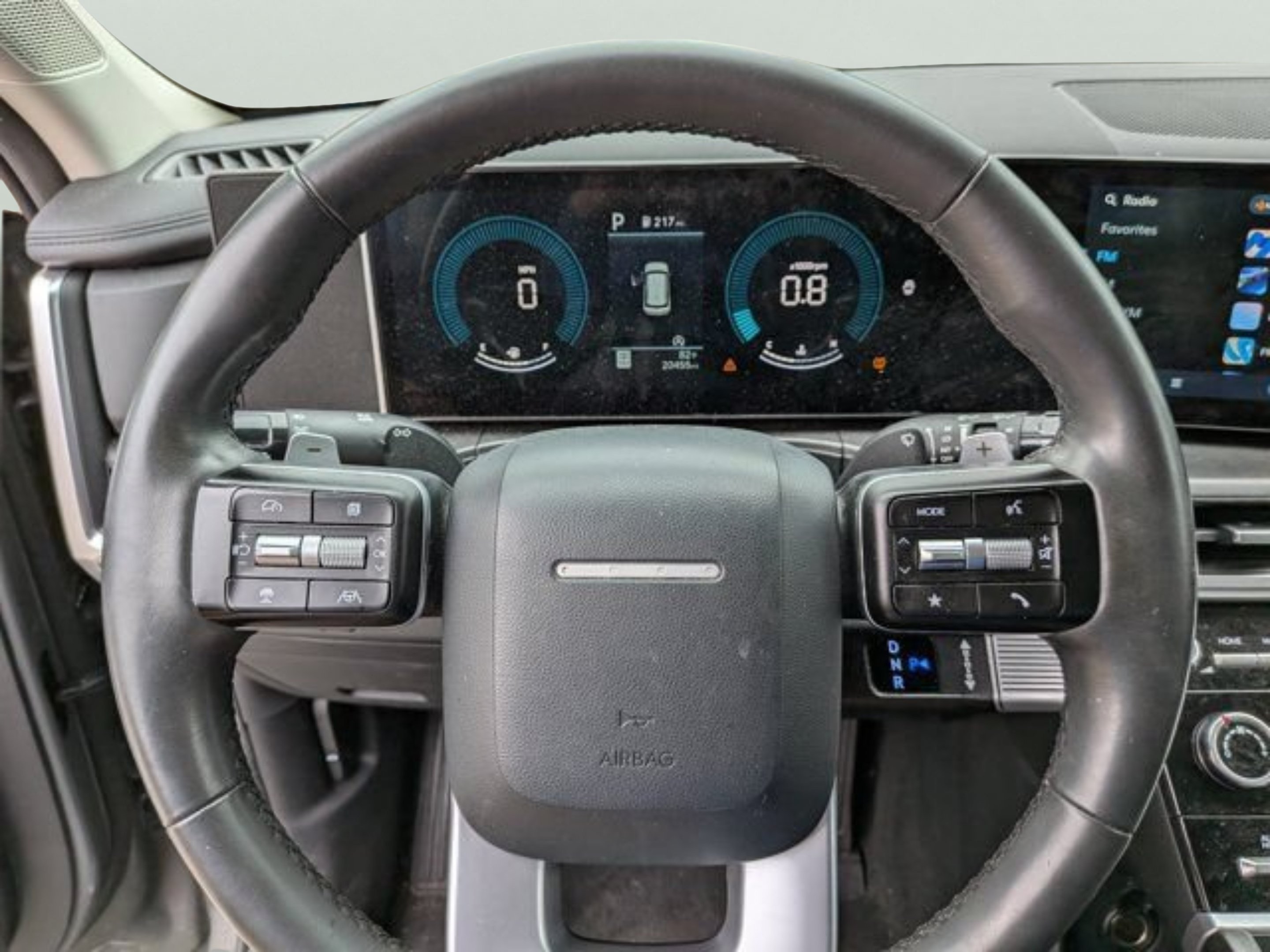 2025 Hyundai Santa Fe SE - Photo 22