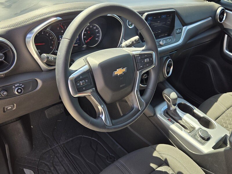 Used 2021 Black CHEVROLET FWD 4DR LT W/1LT image 11