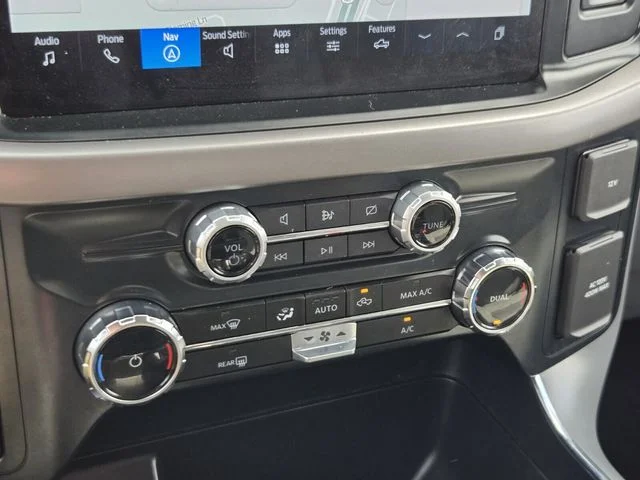 Used 2024 Black Ford XLT image 24