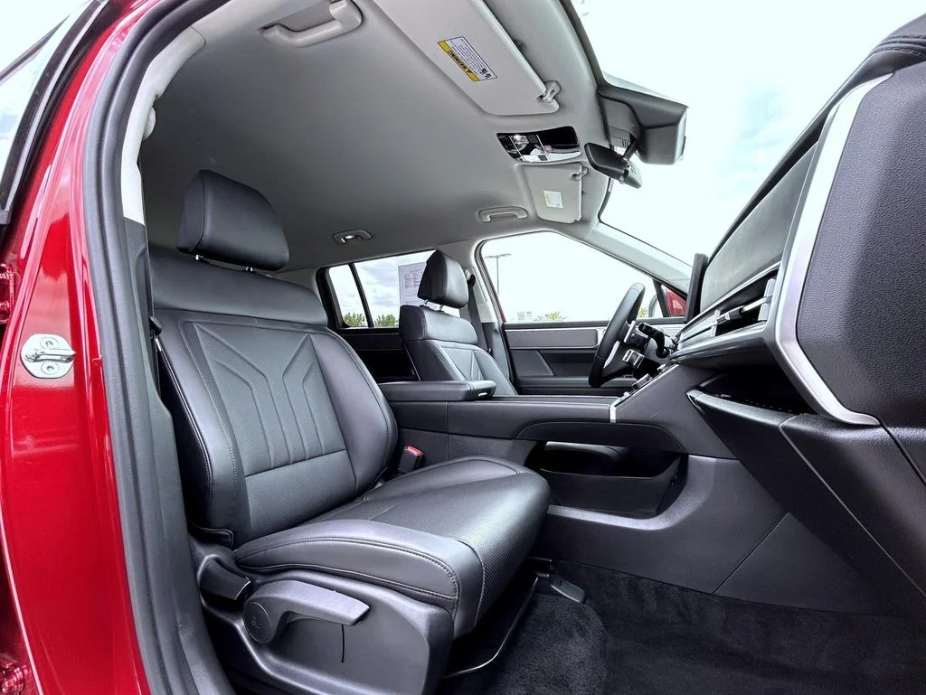 Used 2026 Red Hyundai SEL image 16