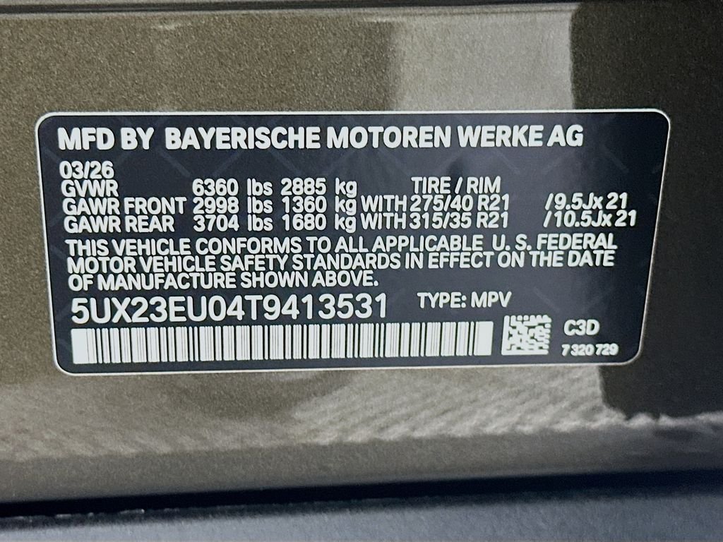 New 2026 Manhattan Green Metallic BMW xDrive40i image 24
