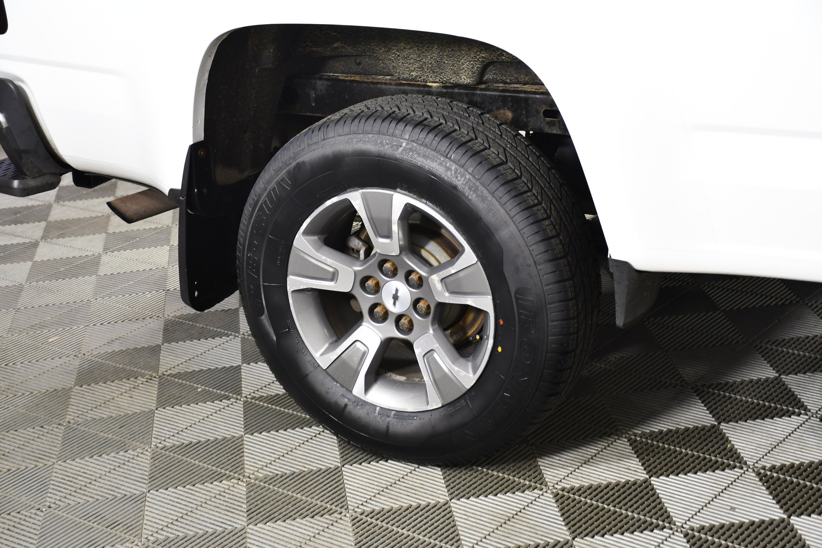 Used 2015 Summit White Chevrolet 2WD WT image 54