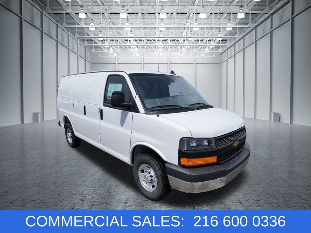 2025 Chevrolet Express Cargo