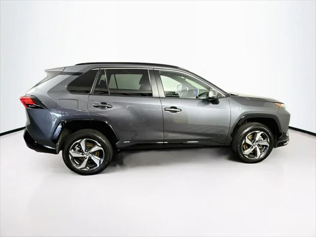 Certified Used 2023 MAGNETIC GRAY MET. Toyota  image 8