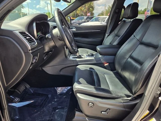 Used 2019 Black Jeep Limited image 14