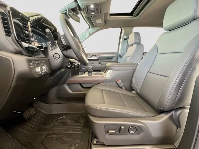 New 2026 Onyx Black GMC SLT image 15