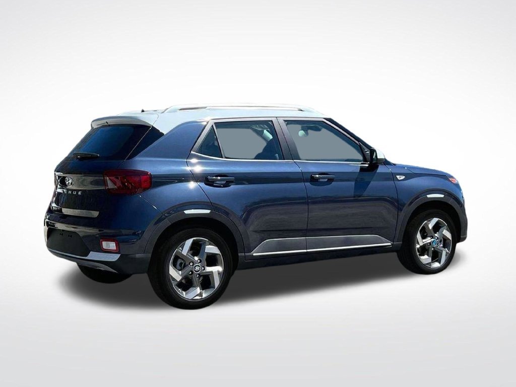 2025 Hyundai Venue Limited - Photo 27