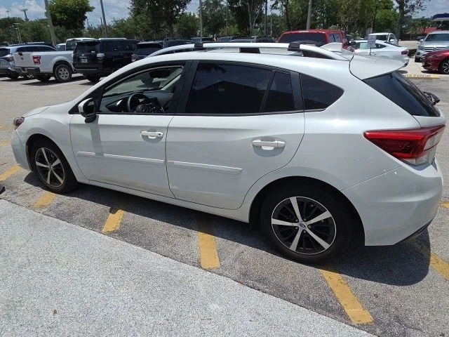 Used 2019 White Subaru 2.0i Premium image 4