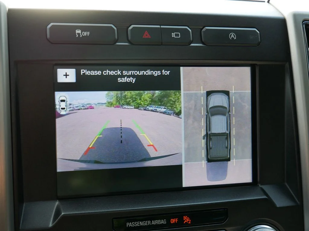 Used 2018 White Ford Platinum image 28