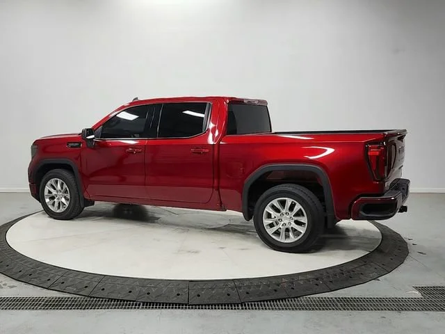 Used 2024 Volcanic Red Tintcoat GMC Elevation image 5