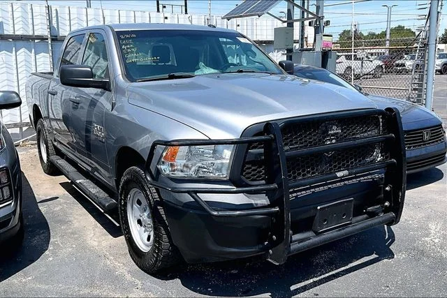 Used 2019 Silver Ram Tradesman image 2