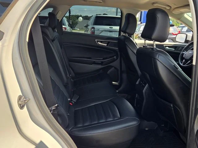 Used 2022 White Ford SEL image 15