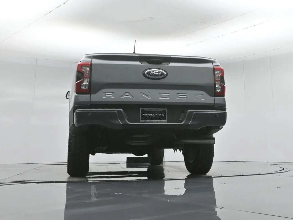 New 2026 Carbonized Gray Metallic Ford XLT image 46