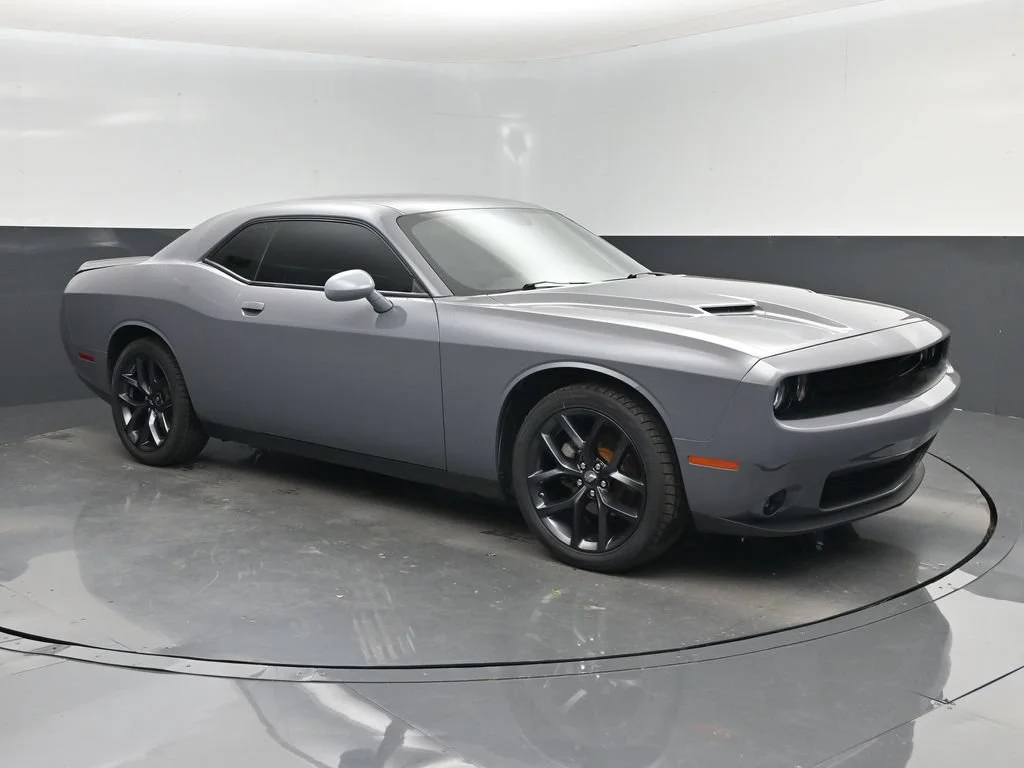 2022 Dodge Challenger SXT
