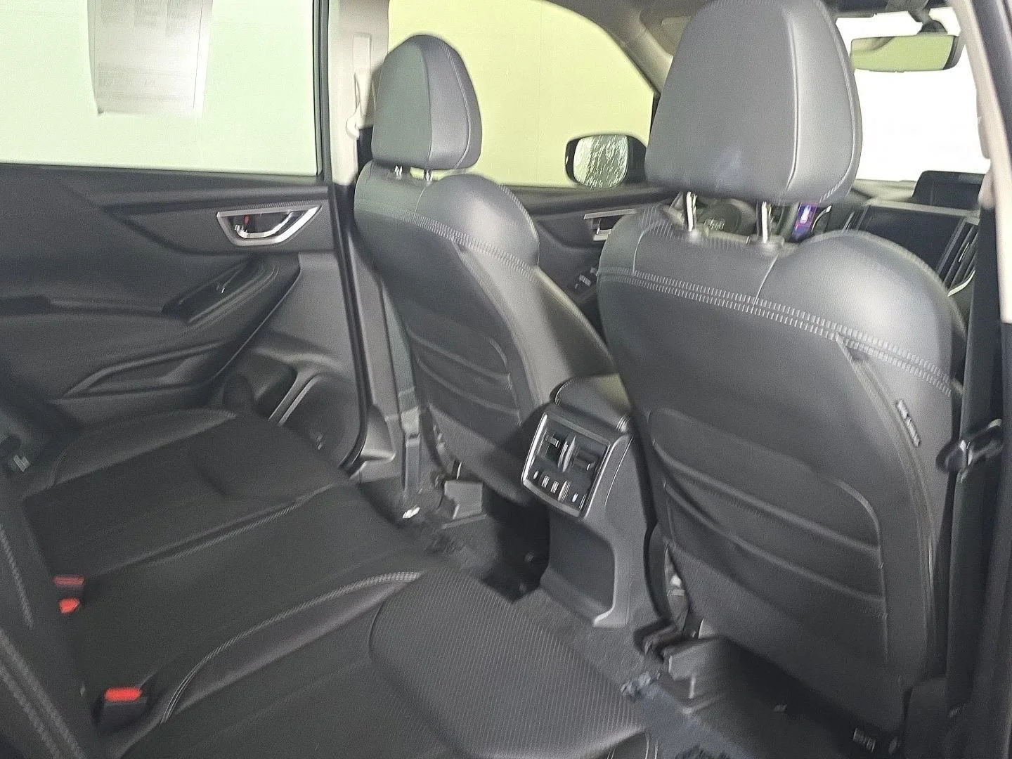 Used 2022 Crystal Black Silica Subaru Touring image 17