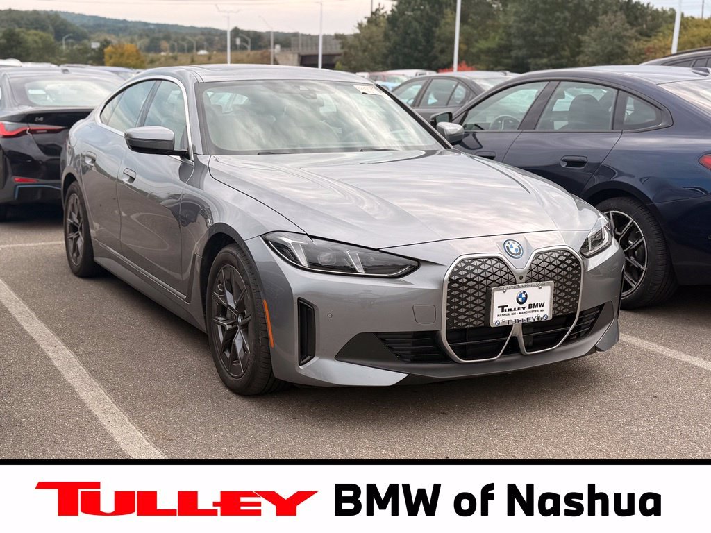 Certified Used 2025 Skyscraper Grey Metallic BMW xDrive40 image 1