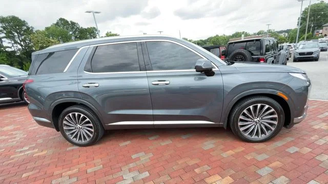Used 2024 Gray Hyundai Calligraphy image 2