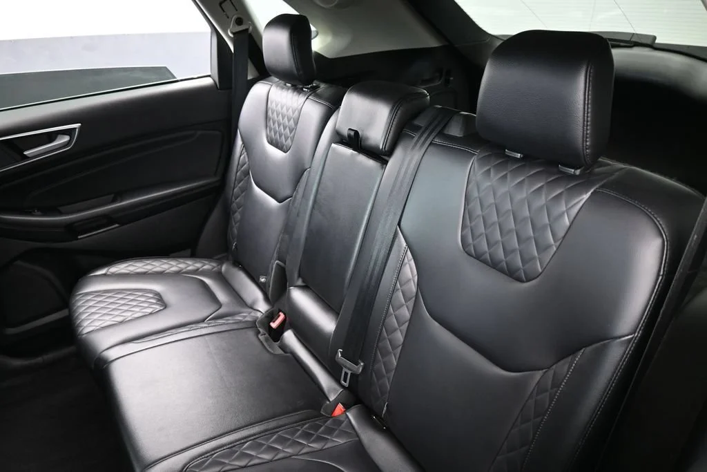 Used 2024 Black Ford Titanium image 37