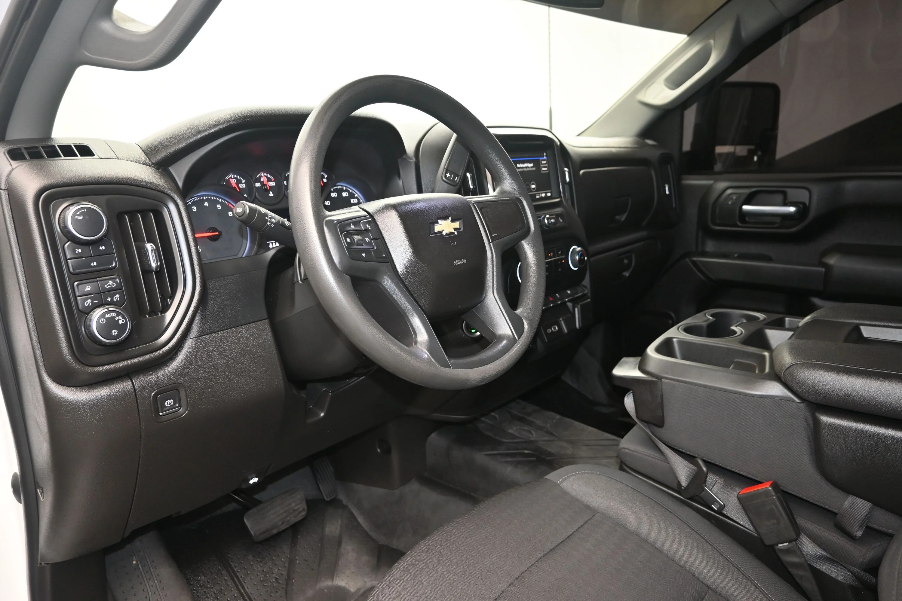 Used 2024 Summit White Chevrolet Custom image 8