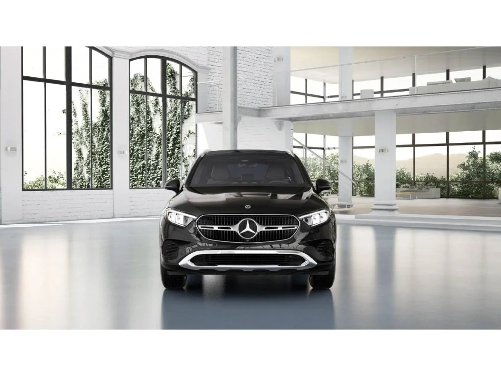 New 2027 Black Mercedes-Benz GLC 300 image 7