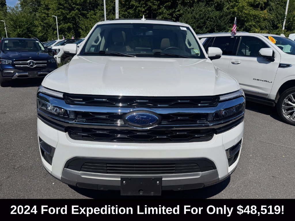 Used 2024 White Ford Limited image 2