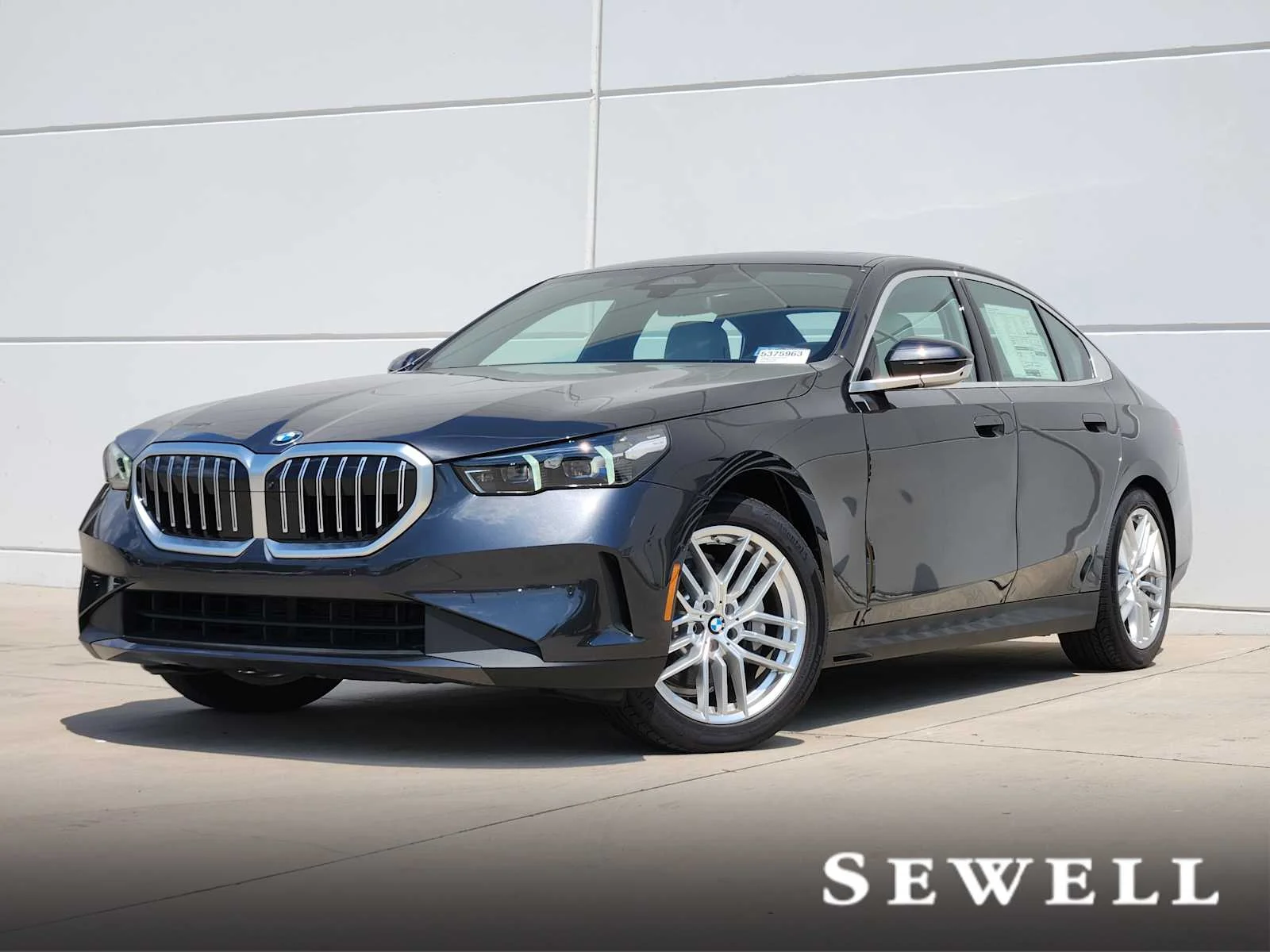 2025 BMW 5 Series 530i xDrive Sedan's photo