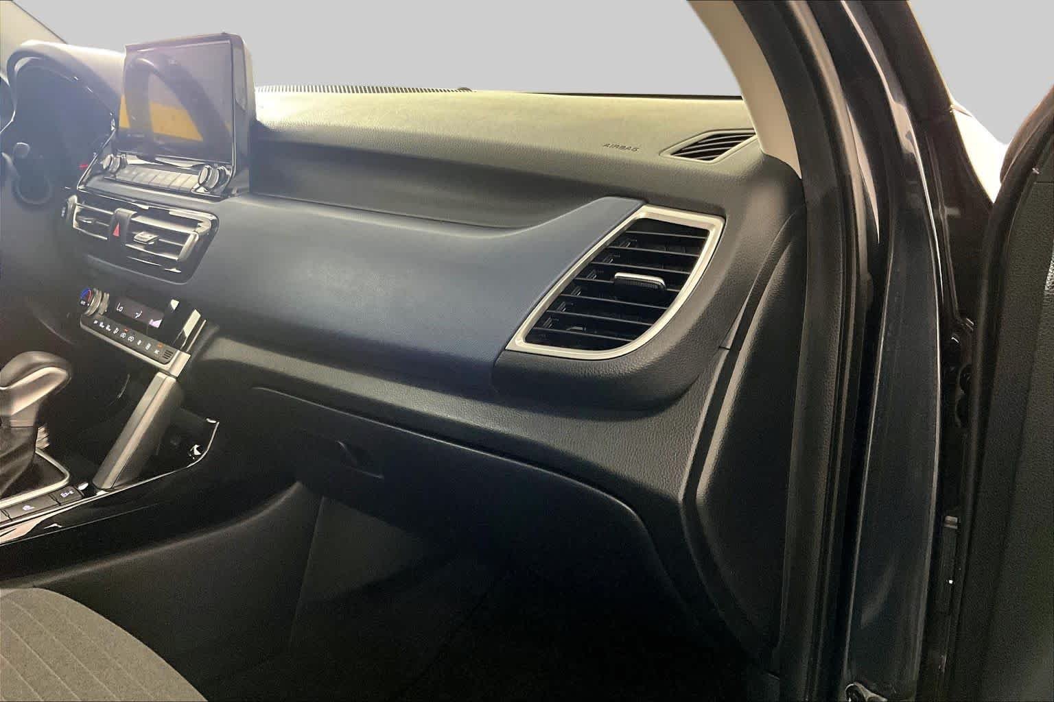 Used 2022 Gravity Gray Kia Nightfall image 16