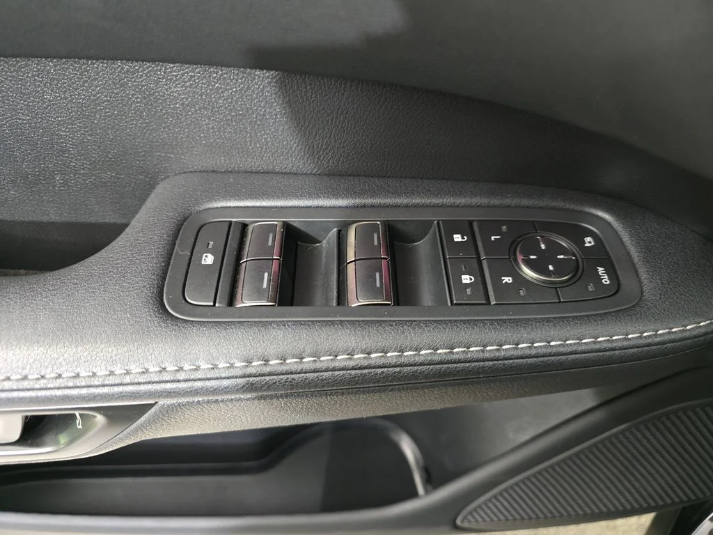 2024 Lexus RX PHEV 450h+ - Photo 28