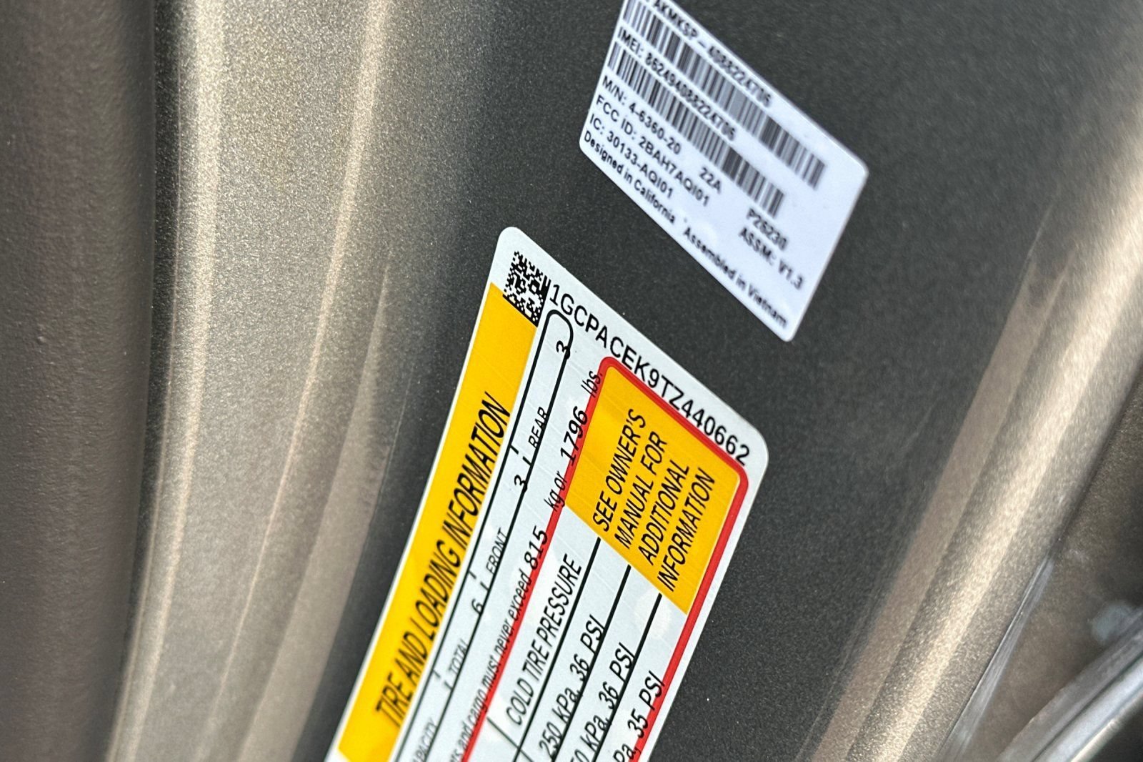 New 2026 Sterling Gray Metallic Chevrolet LT image 27