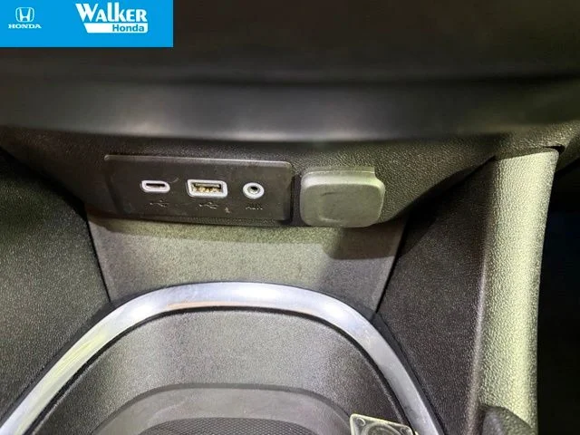 Used 2025  Chevrolet LT image 36