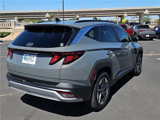 New 2026 Hampton Gray Hyundai SEL image 4