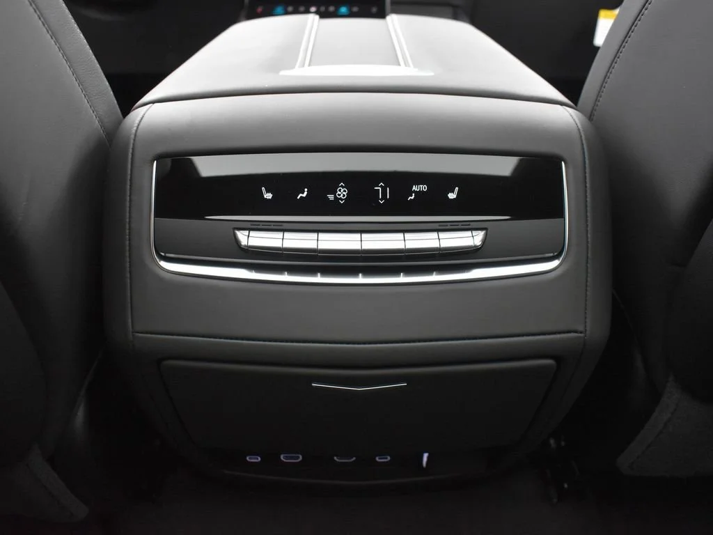 Certified Used 2026 Black Raven Cadillac Platinum Sport image 30