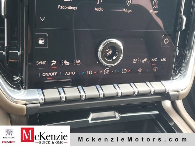 2026 GMC Yukon Denali Ultimate - Photo 18