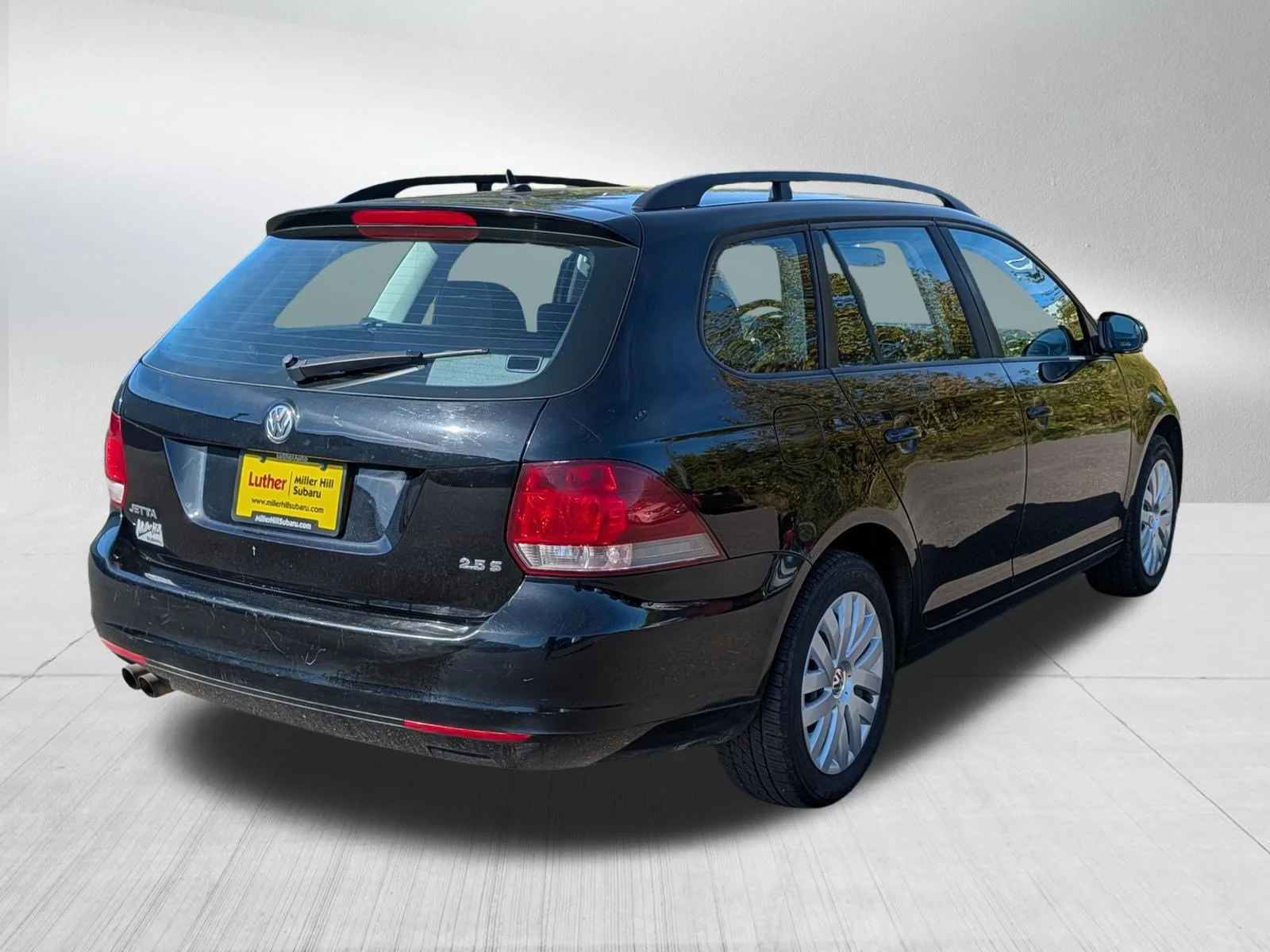 Used 2014 Black Uni Volkswagen S image 7