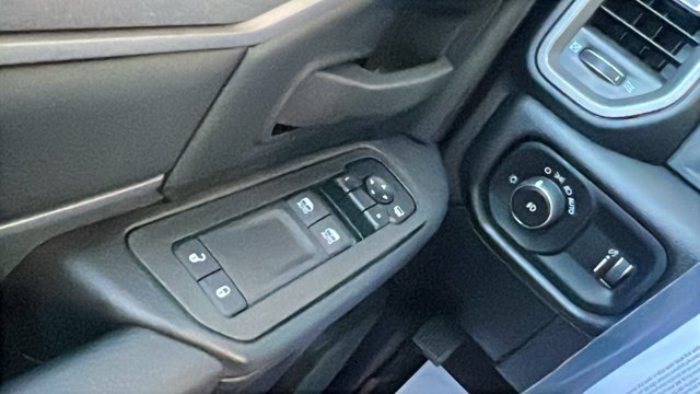 2026 RAM 3500 Chassis Tradesman - Photo 28