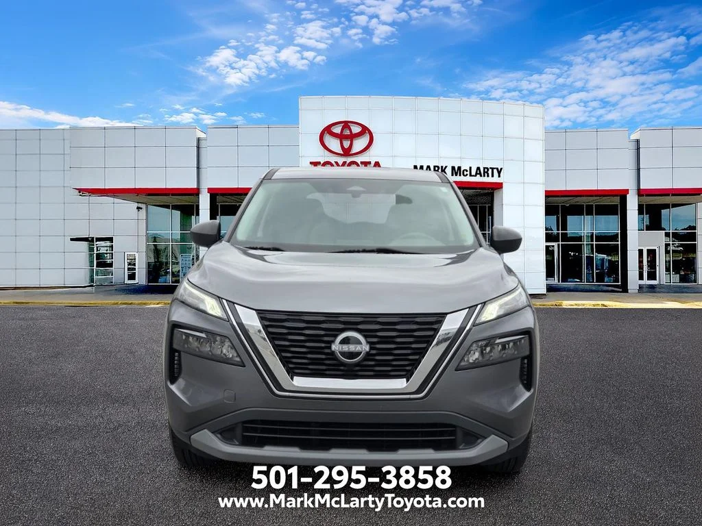 Used 2023 Gray Nissan S image 8