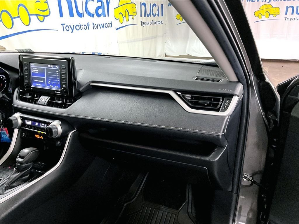Used 2020 Gray Toyota LE image 13