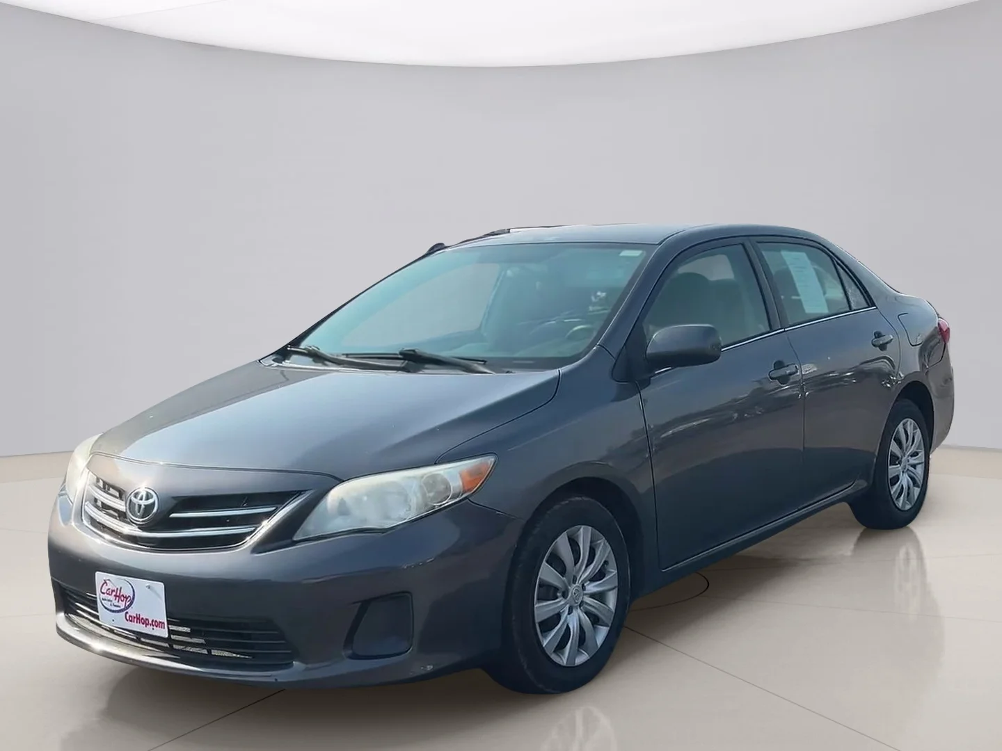 Used 2013 Gray Toyota L SEDAN image 1
