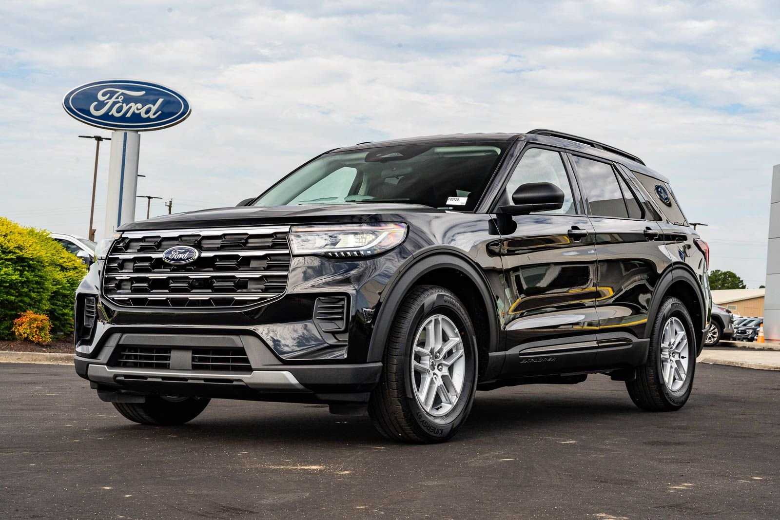 New 2026 Agate Black Metallic Ford Active image 3