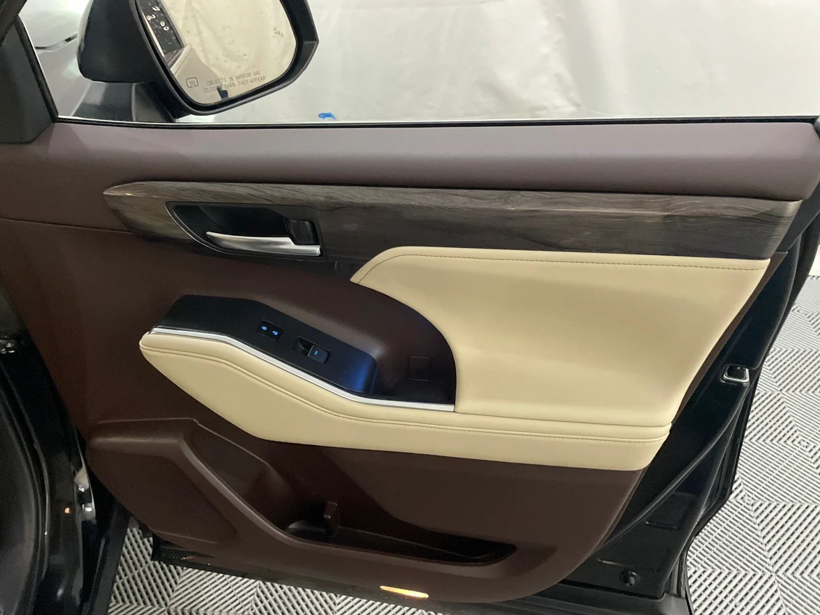 Used 2022 Midnight Black Metallic Toyota Platinum image 26