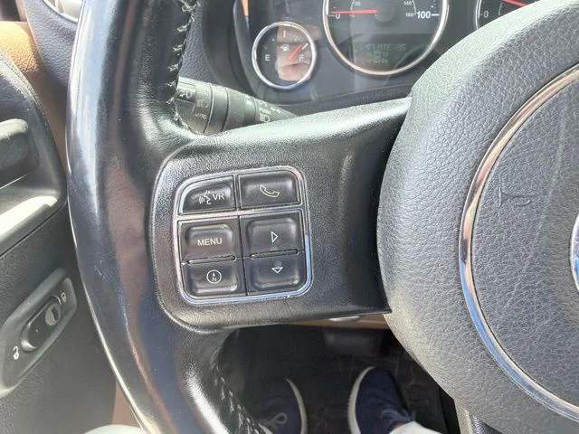 Used 2016 Silver Jeep Unlimited Sahara image 15
