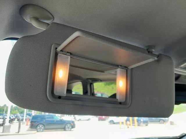 Used 2018  Honda Touring image 34